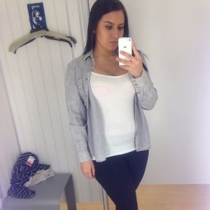 American eagle button down top